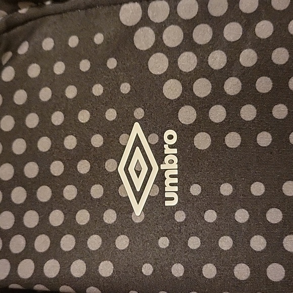 NWT: umbro Girls Zipper Hoodie - Picture 2 of 12